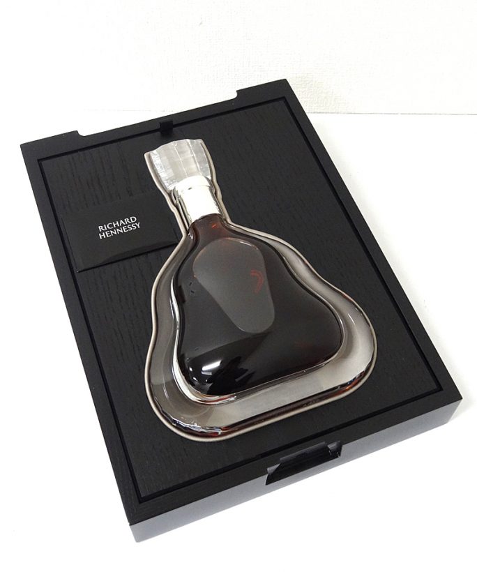 Hennessy Richard ヘネシー リシャール 700ml