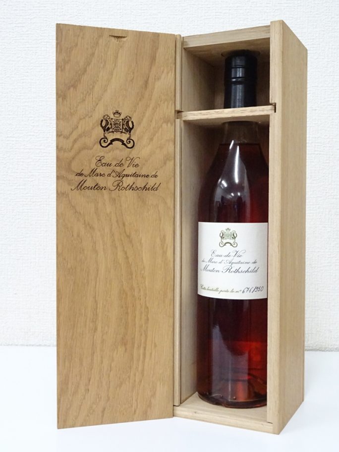 Eau de Vie de Marc de Mouton-Rothschild オード ヴィー ド マール ダキテーヌ ド ムートン